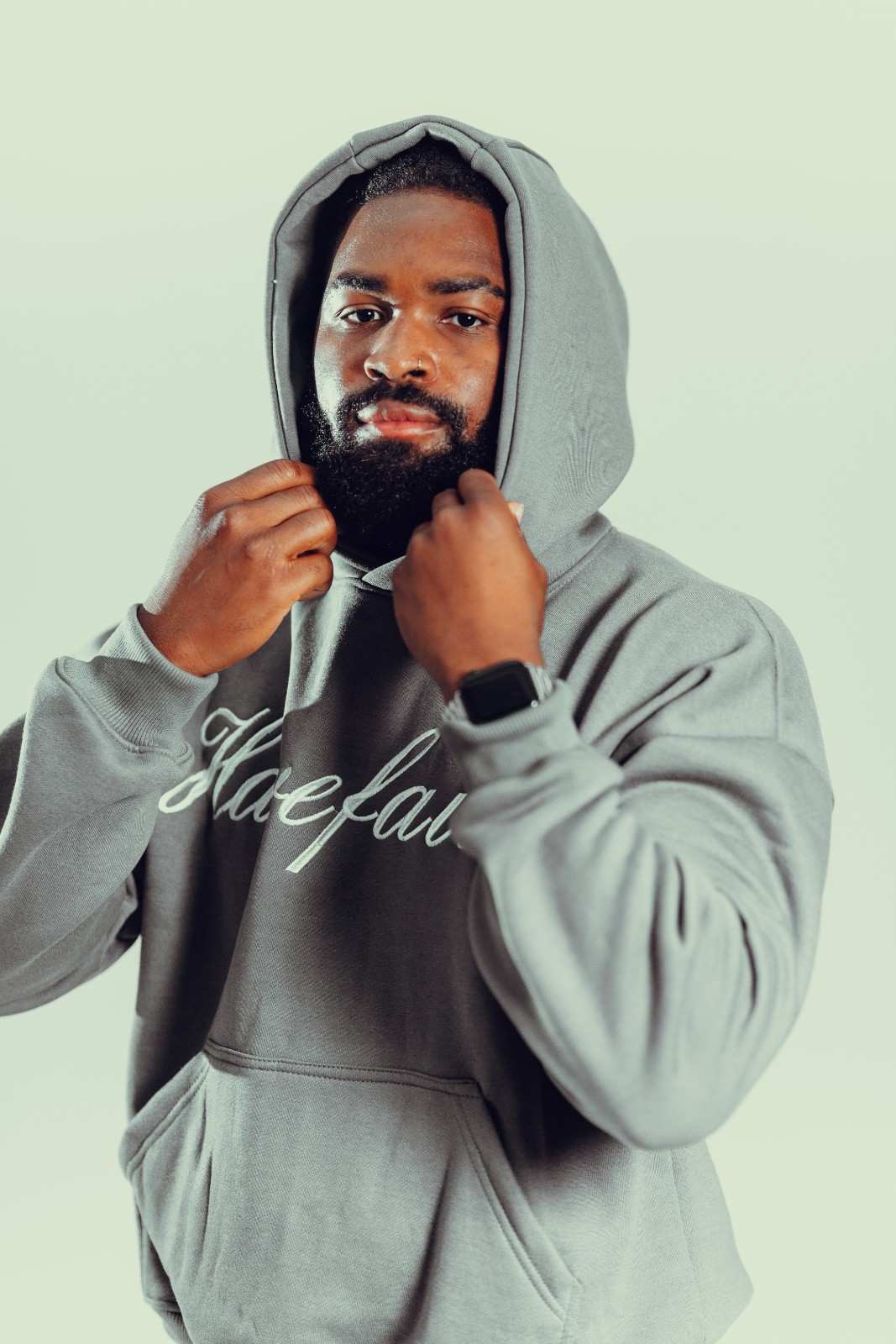 “TEN FE” — SUDADERA CON CAPUCHA PARA HOMBRE